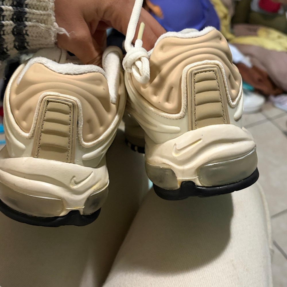 Nike Air Max - Picture 4 of 6